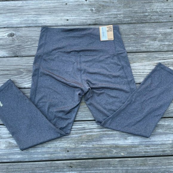Reebok Women Athletic Capri Pant Gray Charcoal Sport Running Pant Size MM - Picture 9 of 10